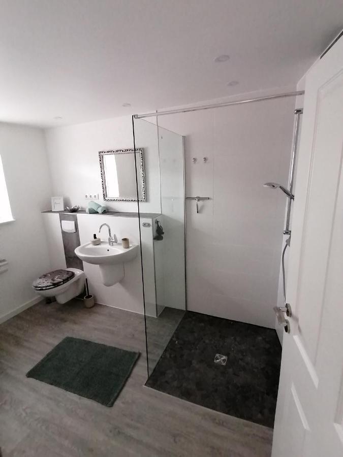 Sharky Ferienwohnung In Bahnhofsnaehe Нибюлль Экстерьер фото